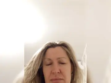 LagoonJoy  live sex cam