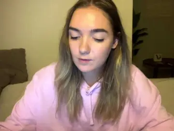 RoxyHorny  live sex cam