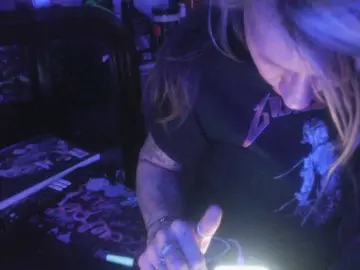 Dankskank3  live sex cam