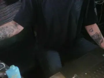 Dankskank3  live sex cam