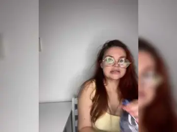 BellaGreymodel  live sex cam