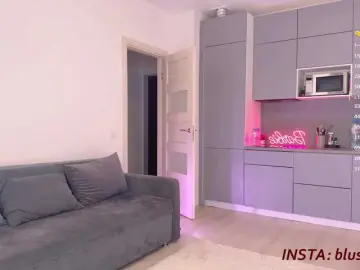 BlushMikki  live sex cam