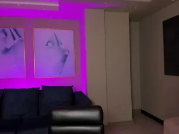 MaiaCollins1  live sex cam