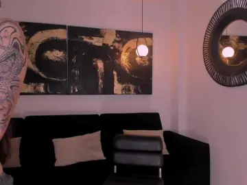 MaiaCollins1  live sex cam