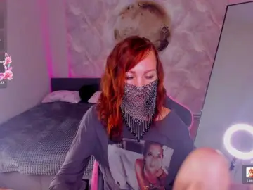 Margo-Kelly  live sex cam