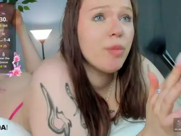 Monna-Krrrista  live sex cam