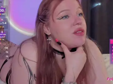 Monna-Krrrista  live sex cam