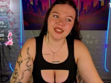 Monna-Krrrista  live sex cam