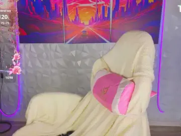 Monna-Krrrista  live sex cam
