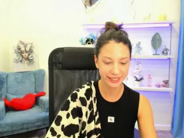 PeachMiragea  live sex cam