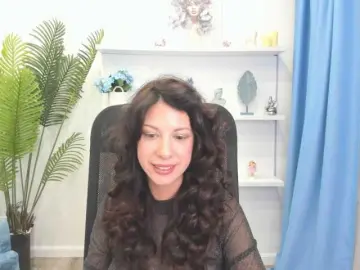 PeachMiragea  live sex cam