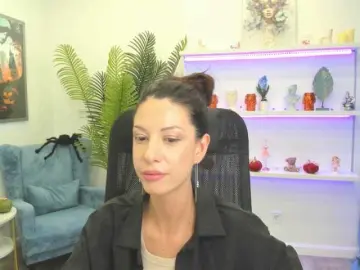 PeachMiragea  live sex cam