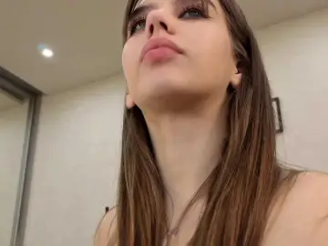 Dolly-ll  live sex cam