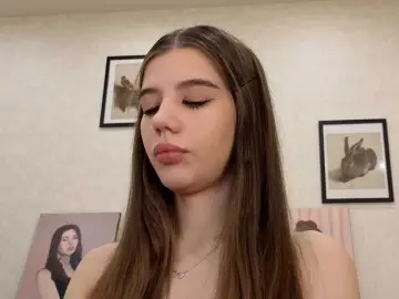 Dolly-ll  live sex cam