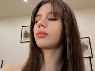 Dolly-ll  live sex cam