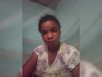 Tryciah  live sex cam