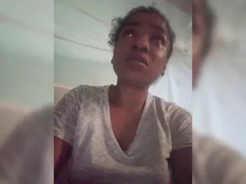 Tryciah  live sex cam