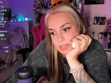 ChloeKohaku  live sex cam