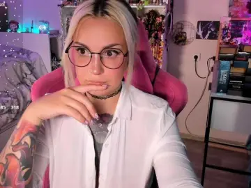 ChloeKohaku  live sex cam