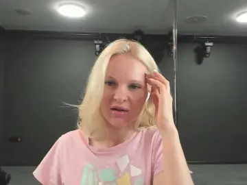 ChocoPie  live sex cam