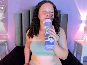 EvieRose  live sex cam