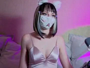 LunaNyan  live sex cam
