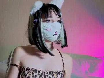 LunaNyan  live sex cam