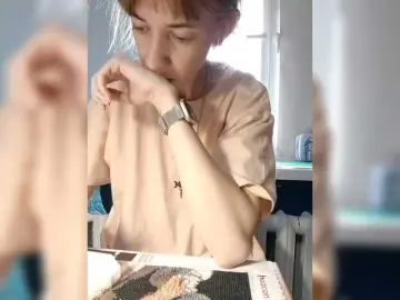 Krohaalenaa  live sex cam