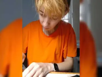 Krohaalenaa  live sex cam