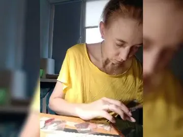 Krohaalenaa  live sex cam