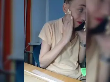 Krohaalenaa  live sex cam
