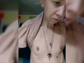 Krohaalenaa  live sex cam