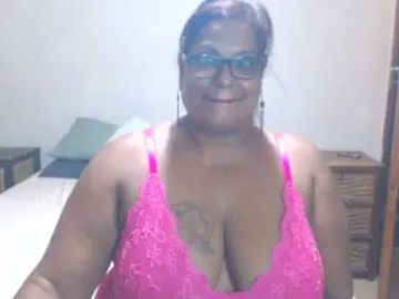 INDIANFLIRT17  live sex cam