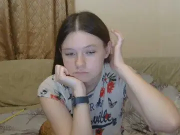 JessicaHolland1  live sex cam