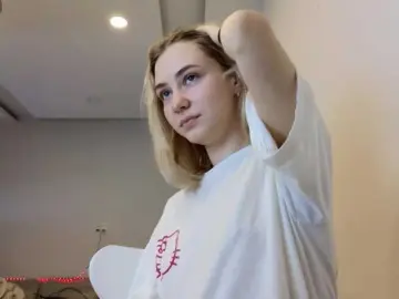 KUQOSA  live sex cam