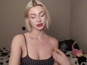 Linaaa  live sex cam