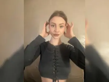 Linaaa  live sex cam