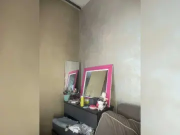 Linaaa  live sex cam