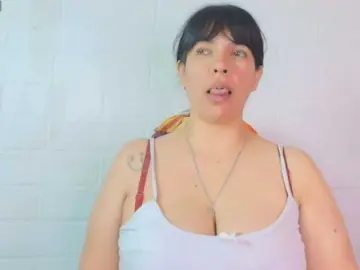 MadissonFox  live sex cam