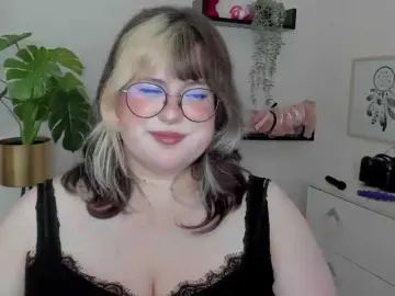 OpheliaLush  live sex cam
