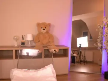 SassyIvana  live sex cam