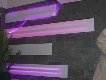 SassyIvana  live sex cam
