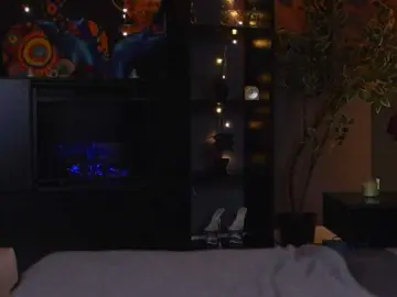 EvelynEvyy  live sex cam