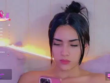 IsaValencia  live sex cam