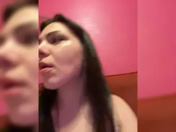 Lilmommy0  live sex cam