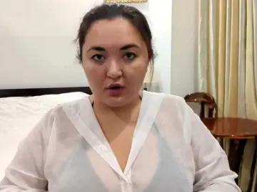 MollieWaltman  live sex cam