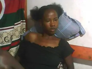 Sexy-Sarah  live sex cam