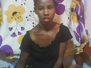 Sexy-Sarah  live sex cam