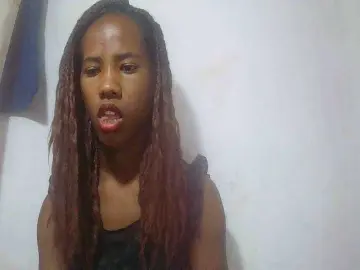 Sexy-Sarah  live sex cam