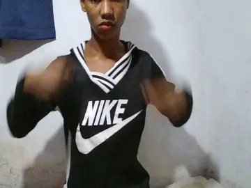 Sexy-Sarah  live sex cam